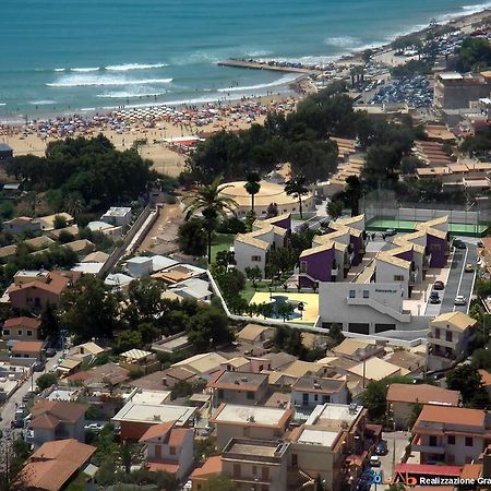 Blu Modicamare Lejlighedshotel Marina di Modica Eksteriør billede